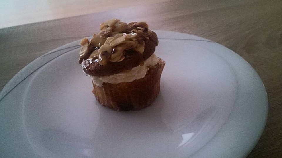 Bienenstich Cupcakes von marriSon | Chefkoch