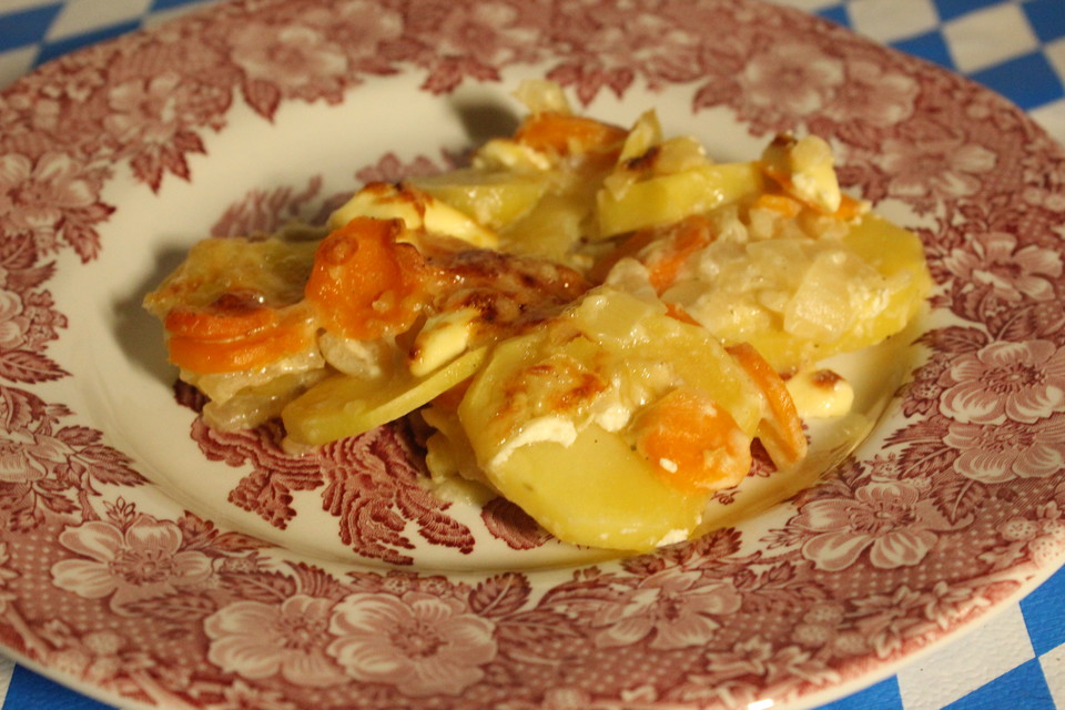 Kartoffel-Zwiebel-Auflauf von Haubndaucher | Chefkoch.de