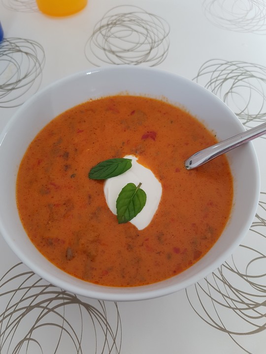 Ajvar-Suppe von tamygel | Chefkoch