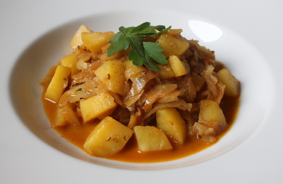 Weißkohl-Kartoffel-Eintopf von KatriinG | Chefkoch.de