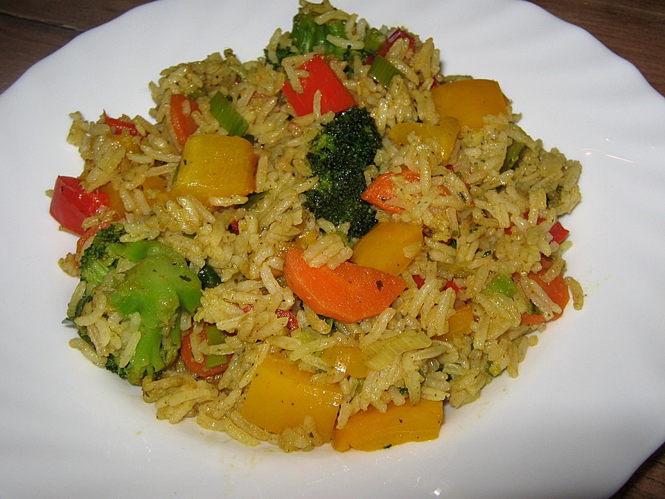 Vegane Reispfanne mit buntem Gemüse von Kvothe13 | Chefkoch