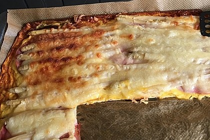 Low-Carb Spargelpizza (Bild)