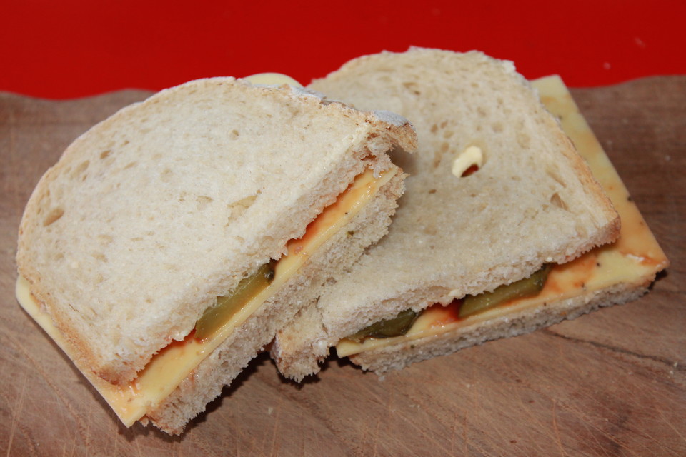 Käse-Sandwich mit Kräuter-Ketchup von Jasmin-Petra-Wenzel | Chefkoch