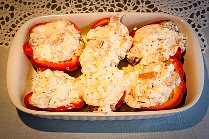Gefüllte Paprika und Tomaten (Bild)