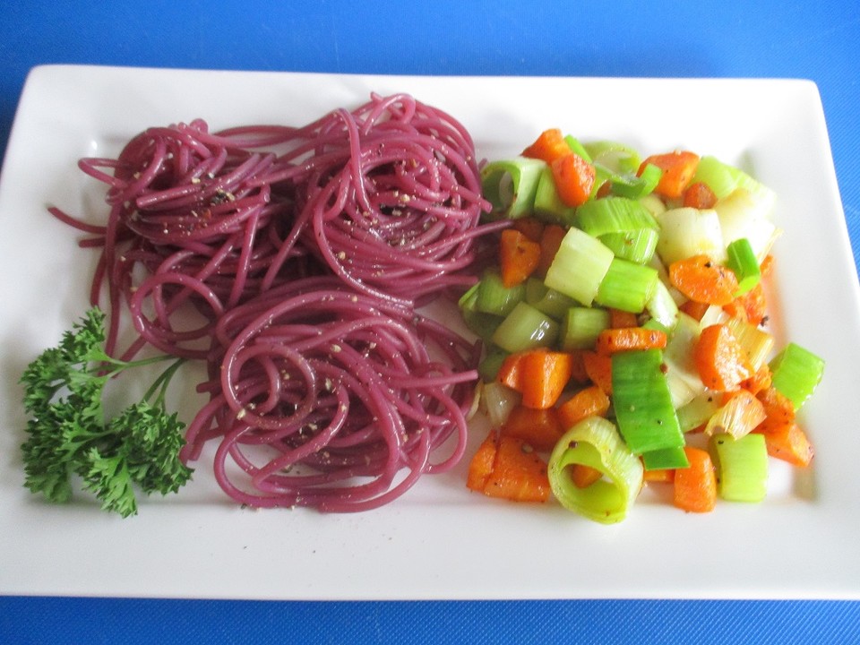 Lila Spaghetti von movostu Chefkoch
