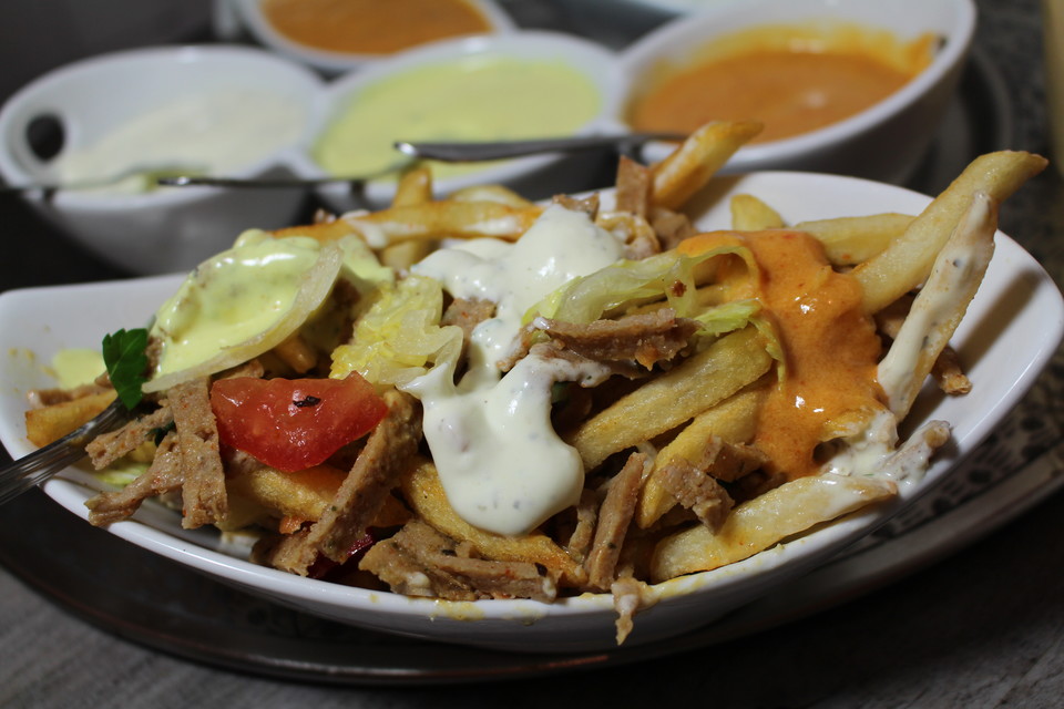 Pom Döner mit selbstgemachtem Dönerfleisch von Meinerezepte_Aynur