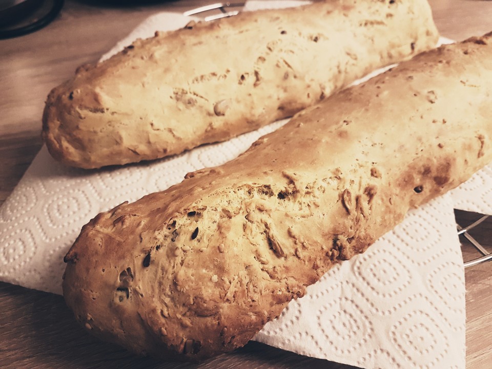 Dinkelbaguette ohne Hefe, mit Backpulver von veggiclub | Chefkoch