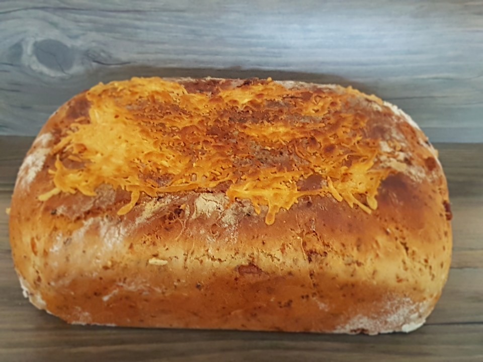 KäseZwiebelBrot aus dem Dutch Oven von PitBlog Chefkoch