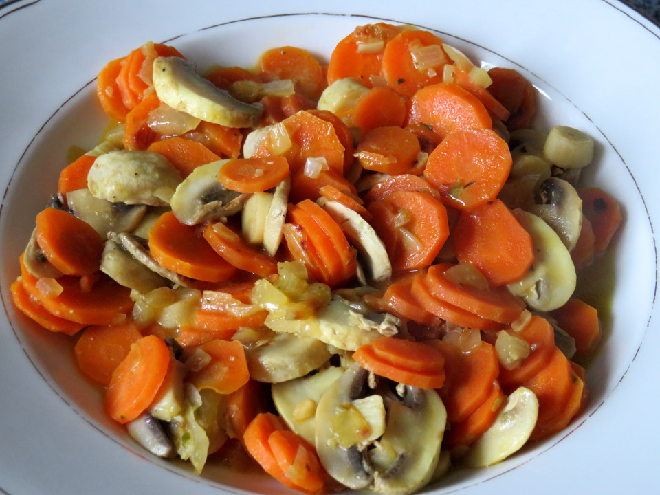 Champignon-Möhren an süß-saurer Senfsoße von opmutti | Chefkoch