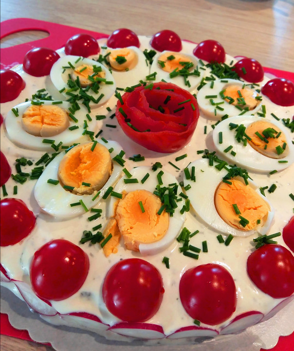 Herzhafte Schwarzbrottorte von Buecherverschlingerin | Chefkoch