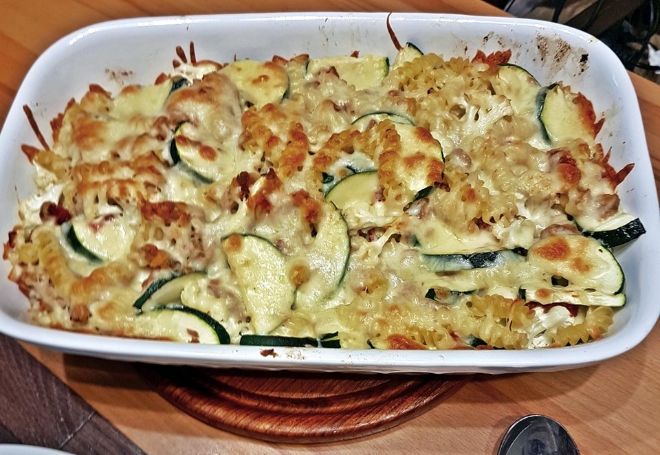 Blumenkohl-Zucchini-Auflauf Mit Thunfisch Von Monhe | Chefkoch