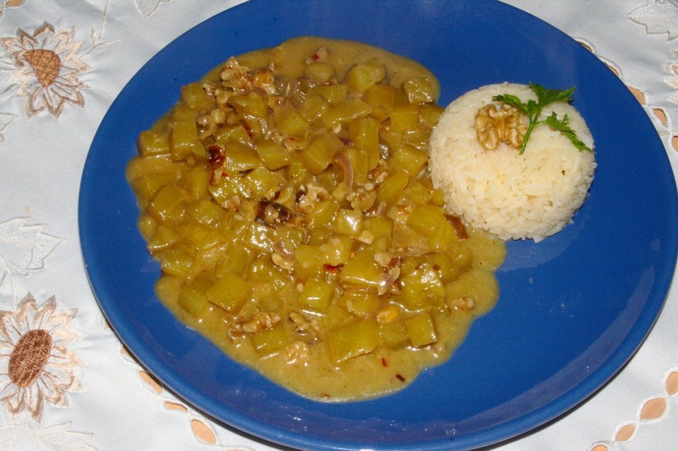 Süß-scharfe Gelbe Bete mit Walnüssen von Tatunca | Chefkoch