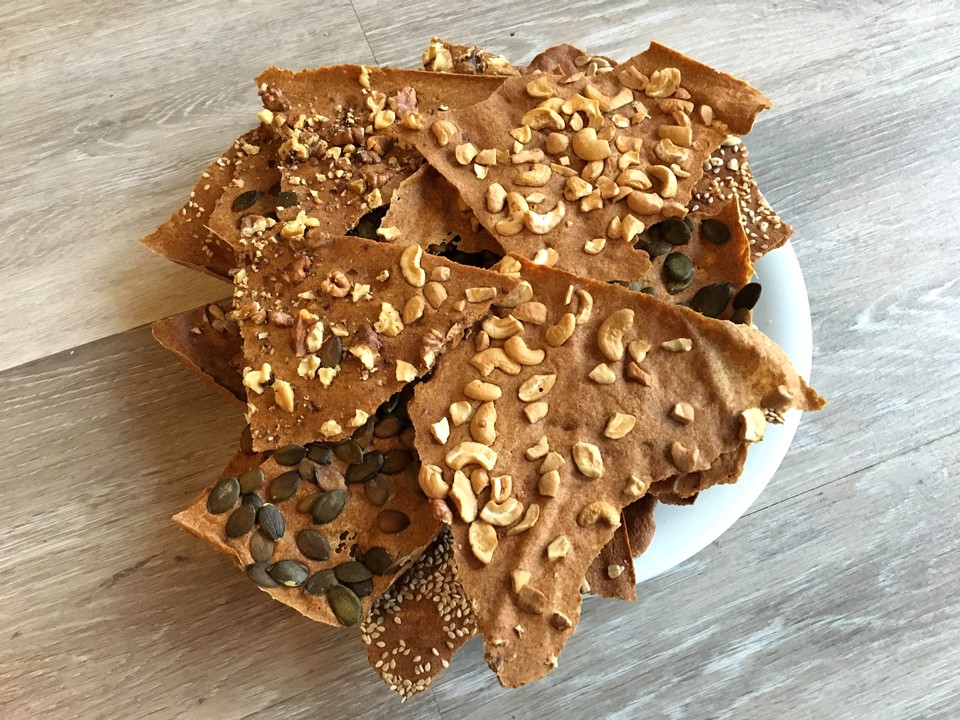 Knäckebrot mit Kürbiskernen, Sesam und Nüssen von Oliver7 | Chefkoch