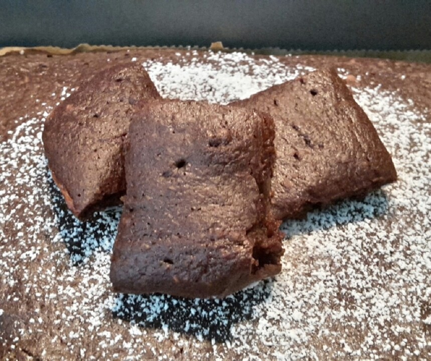 Kakao-Mandel Brownies von Semerketh1 | Chefkoch