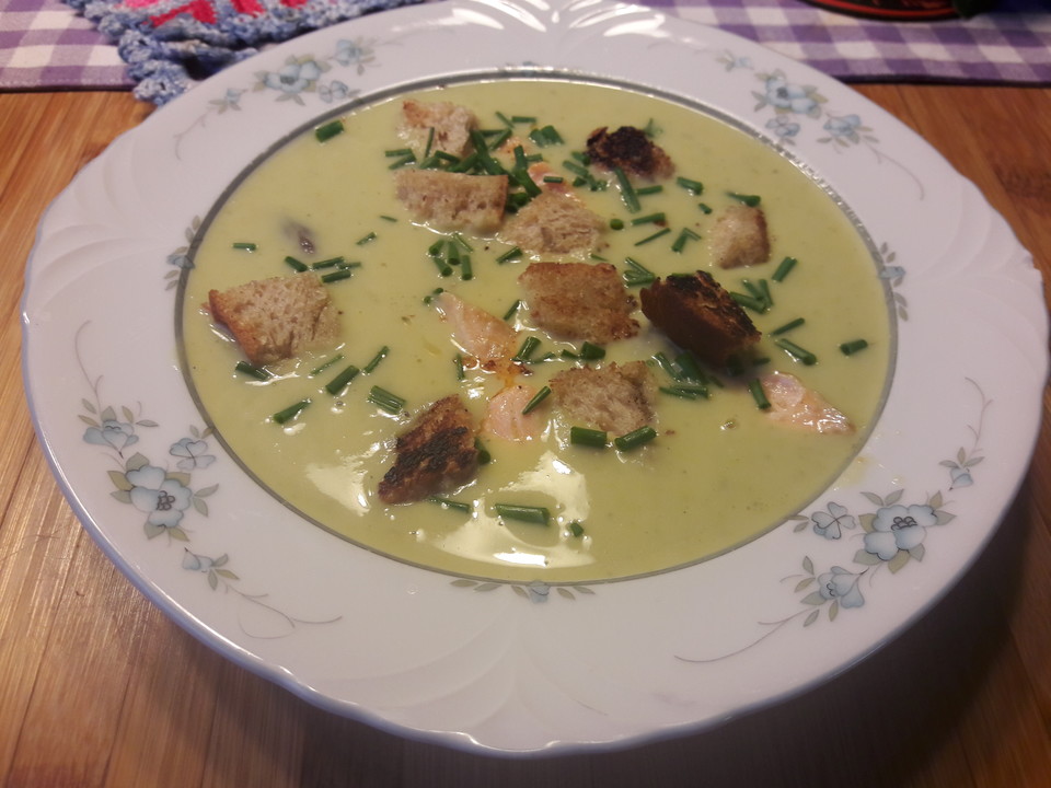 Grüne Spargelcremesuppe von Pannepot | Chefkoch