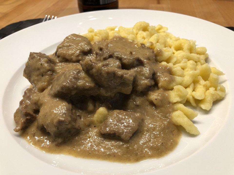 Rahmgulasch wie bei Oma Eberhofer von Tobes | Chefkoch