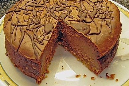 Schokoladen - Käse - Kuchen mit Amaretti (Bild)