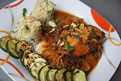 Moroccan chicken with zesty couscous (Bild)