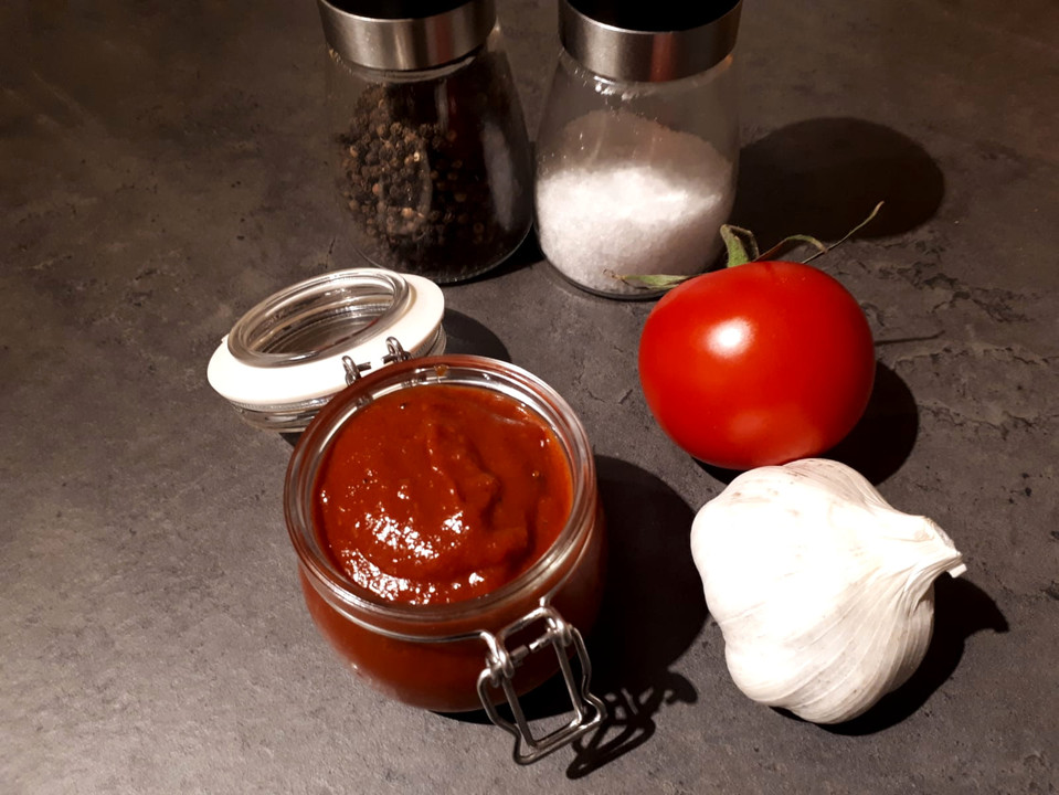 Tomatensauce zum Dippen oder für Burger von naginijm | Chefkoch