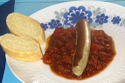 Bratwurst in Paprika-Tomatensauce (Bild)