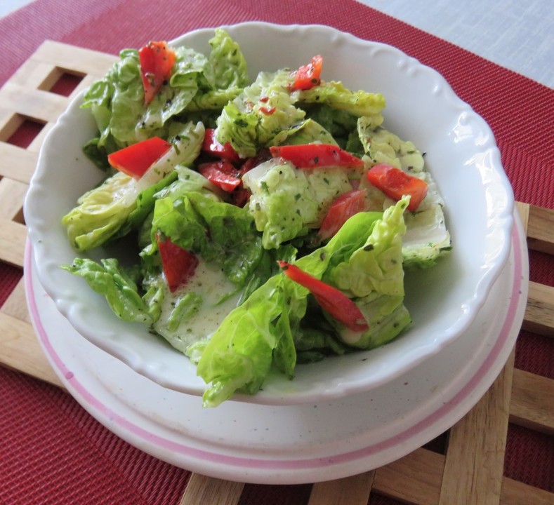 Kopfsalat mit roter Paprika von Rike2 | Chefkoch
