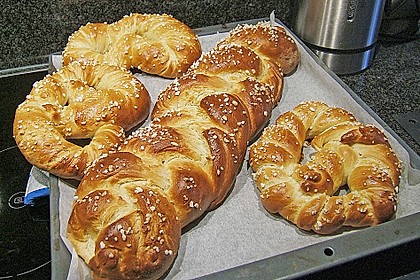 Friedas genialer Hefezopf 210