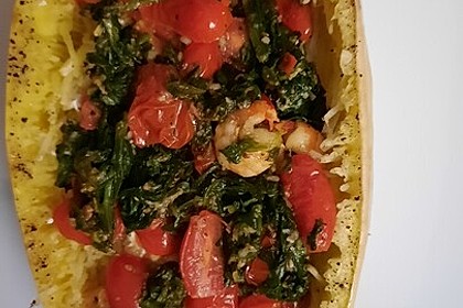 Spaghettikürbis mit Chili-Garnelen (Bild)