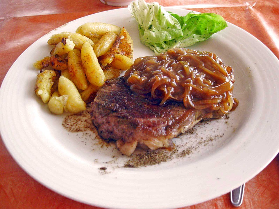 Rumpsteaks mit Zwiebeln von judith | Chefkoch