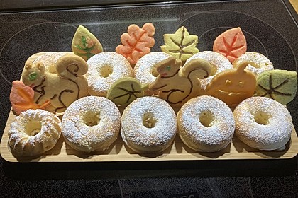 Gebackene Apfeldonuts (Bild)