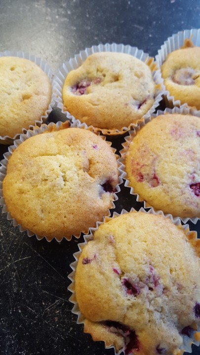 Vanille - Himbeer - Muffins von seahorse | Chefkoch