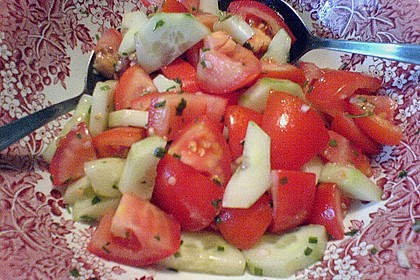 Gurken-Tomatensalat (Bild)