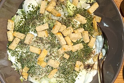 Croutons für Salate oder Cremesuppen (Bild)
