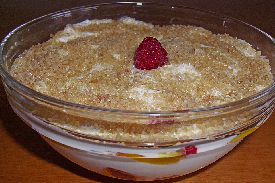 nachtisch mit himbeeren und quark
