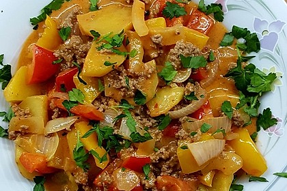 Kartoffelgulasch pikant (Bild)