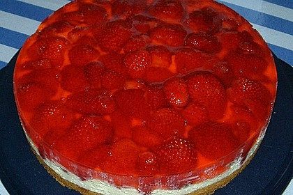 Erdbeer-Kuchen mit Vanillecreme (Bild)