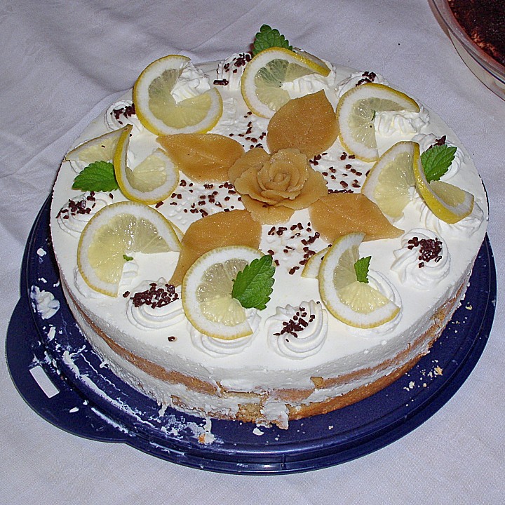 Zitronen - Joghurt - Torte von Sofi | Chefkoch