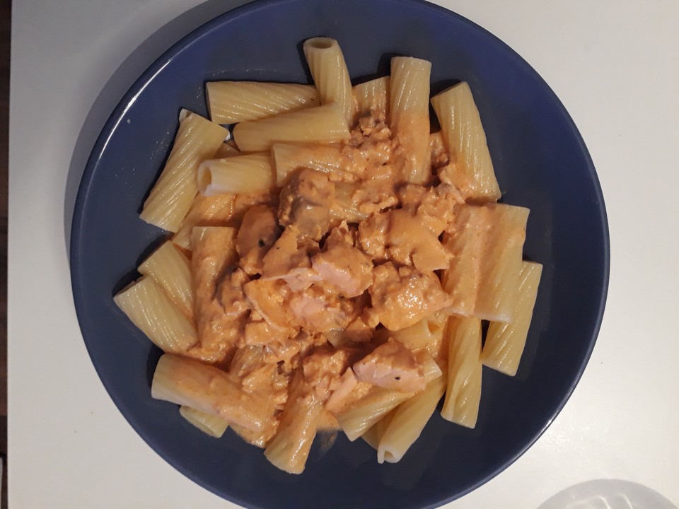 Lachs-Sahnesoße zu Nudeln von Angel_Kessy | Chefkoch