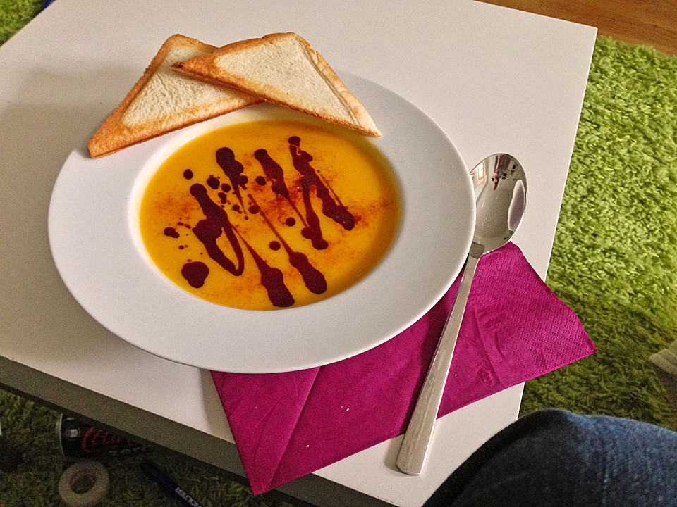 Kürbiscremesuppe von schätzlespätzle | Chefkoch Kürbiscremesuppe von schätzlespätzle | Chefkoch