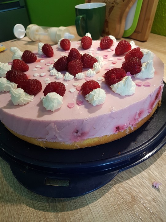 Super schnelle Himbeertorte von lette | Chefkoch Super schnelle Himbeertorte von lette | Chefkoch
