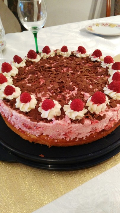 Super schnelle Himbeertorte von lette | Chefkoch Super schnelle Himbeertorte von lette | Chefkoch