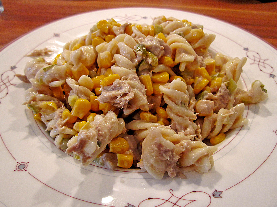 Nudelsalat mit Thunfisch von rabenzahn | Chefkoch