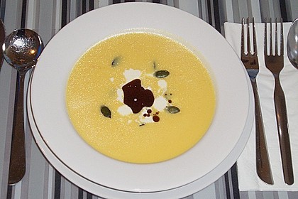 Kürbissuppe (Bild)