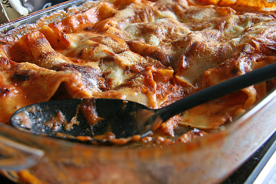 Béchamel-Hackfleisch-Lasagne von Kochprofie | Chefkoch