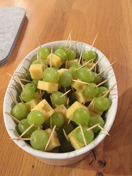 Käsesandwich mit Radieschen und Traube von schrat | Chefkoch