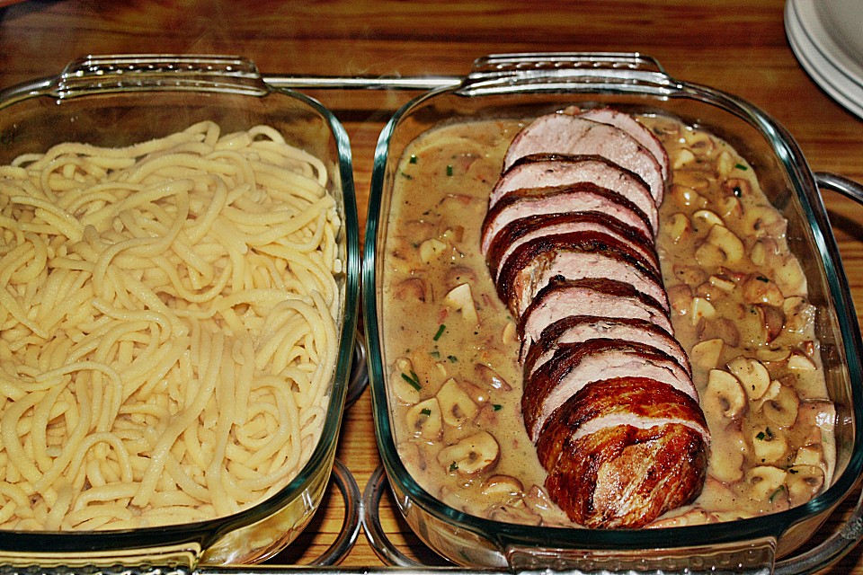 Lende im Speckmantel mit Champignons von monika_m | Chefkoch