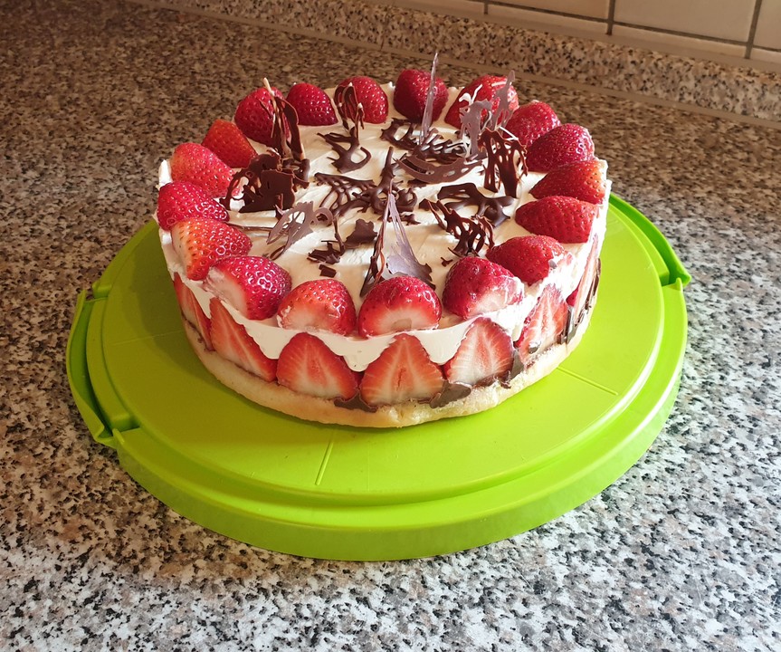 Erdbeer-Mascarpone-Torte von MaikäferSilke | Chefkoch