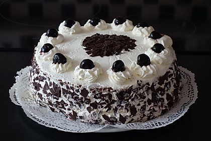 Schwarzwälder Kirschtorte 65