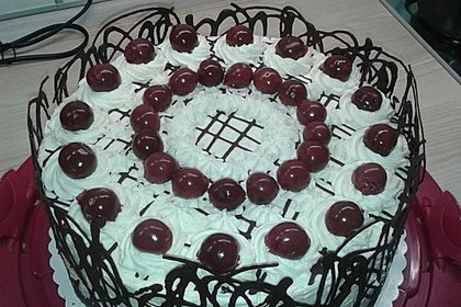 Schwarzwälder Kirschtorte 84