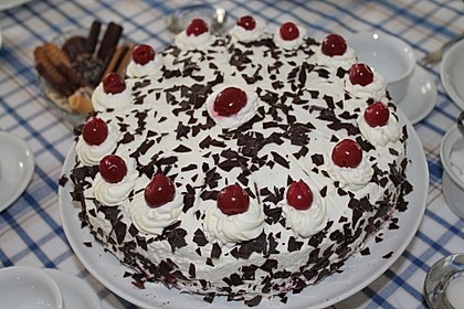 Schwarzwälder Kirschtorte 98