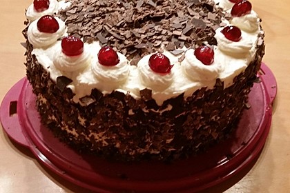 Schwarzwälder Kirschtorte 10